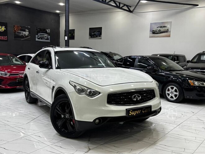 Infiniti FX35-3
