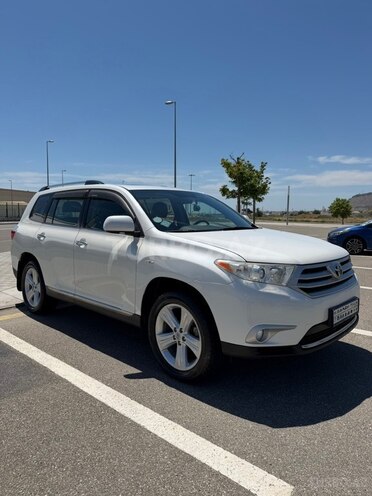 Toyota Highlander-3