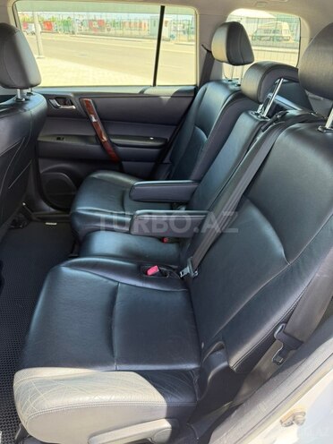 Toyota Highlander-9