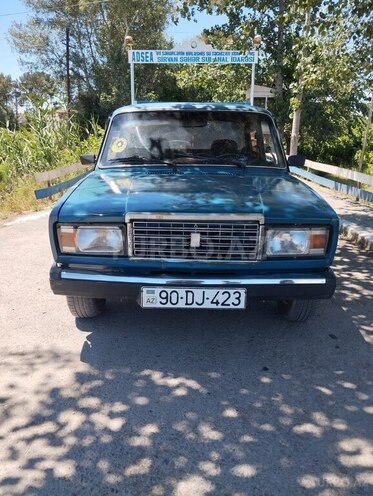 LADA (VAZ) 2107-1