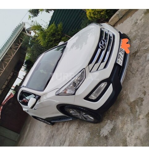 Hyundai Santa Fe-4