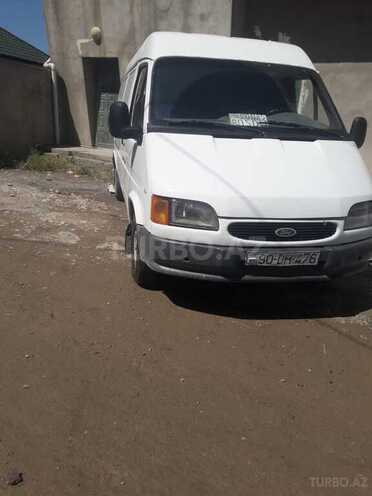 Ford Transit-6