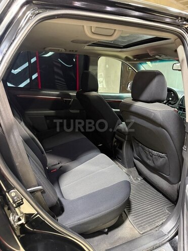 Hyundai Santa Fe-16
