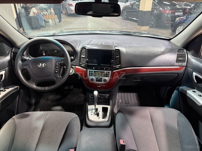 Hyundai Santa Fe-14
