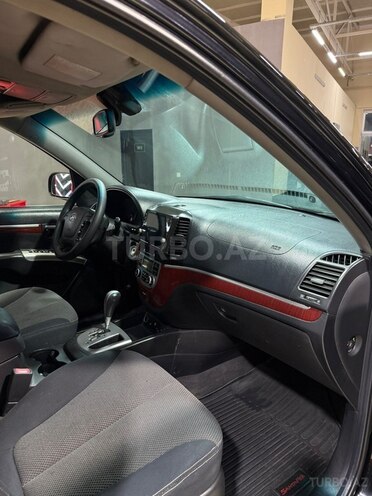 Hyundai Santa Fe-13