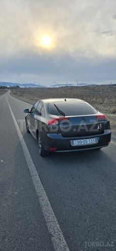 Renault Laguna-7
