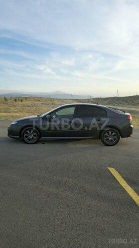 Renault Laguna-10
