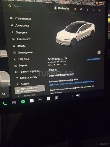 Tesla Model 3-11