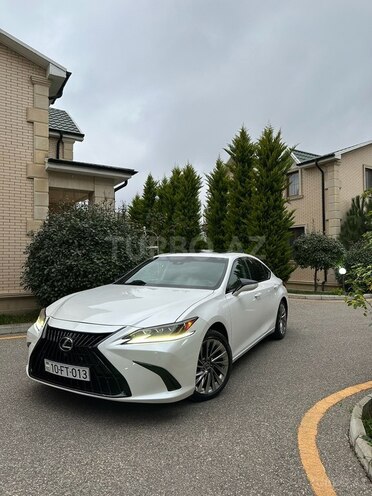 Lexus ES 300h-6