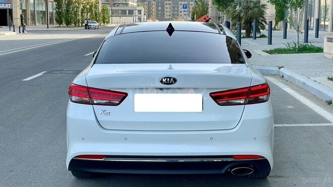 Kia K5-6