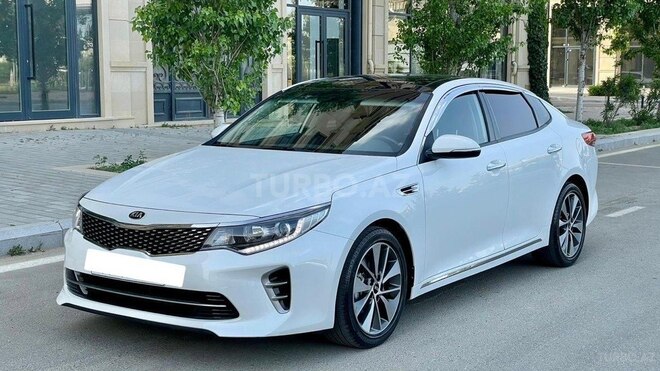 Kia K5-3