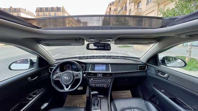 Kia K5-10