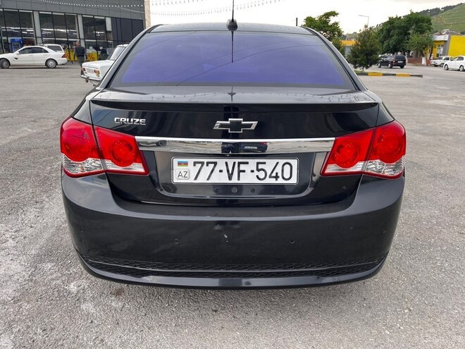 Chevrolet Cruze-2