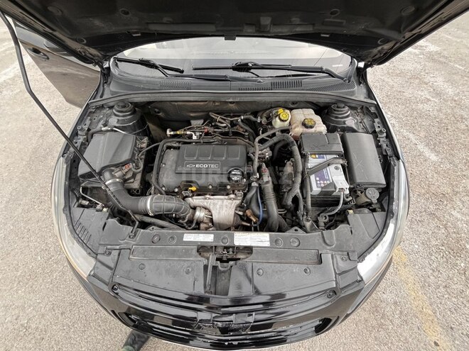 Chevrolet Cruze-8