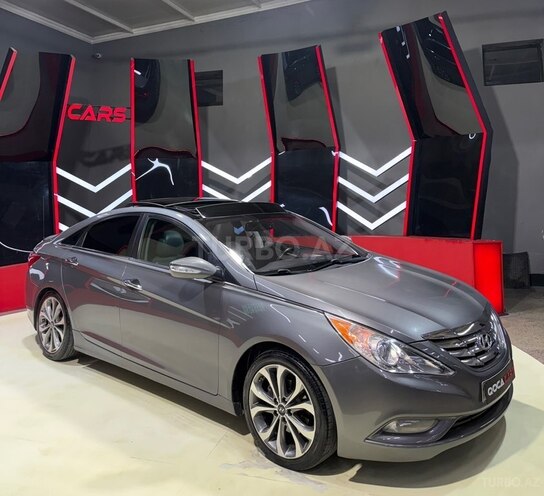 Hyundai Sonata-4