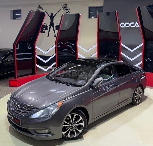 Hyundai Sonata-2