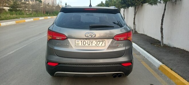 Hyundai Santa Fe-4