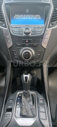 Hyundai Santa Fe-8