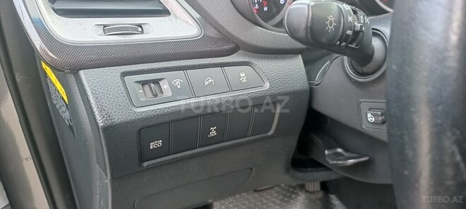 Hyundai Santa Fe-10