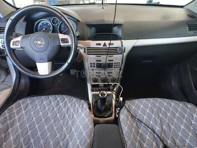 Opel Astra-15