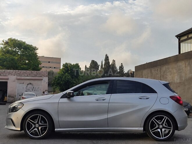 Mercedes A 180 2015, 50,450 km - 1.6 l - Bakı