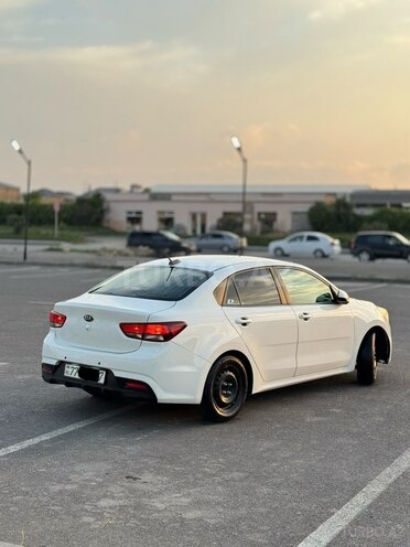Kia Rio-3