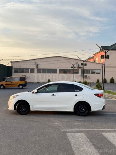 Kia Rio-6