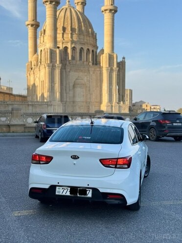Kia Rio-2