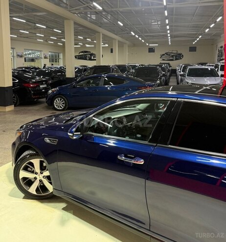 Kia Optima-4