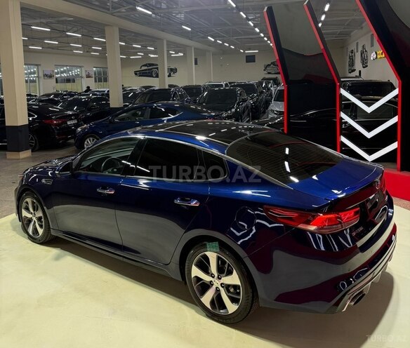 Kia Optima-11