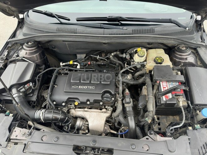 Chevrolet Cruze-5