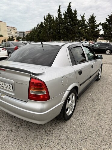Opel Astra-2
