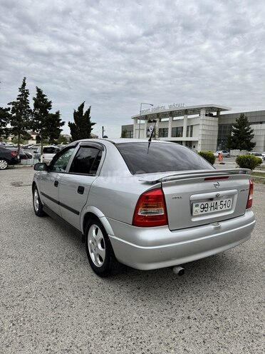 Opel Astra-3