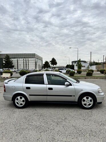 Opel Astra-21