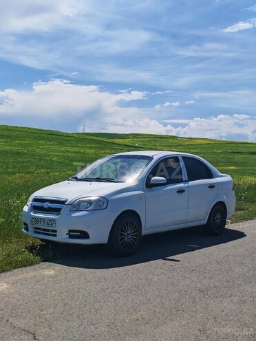 Chevrolet Aveo-2