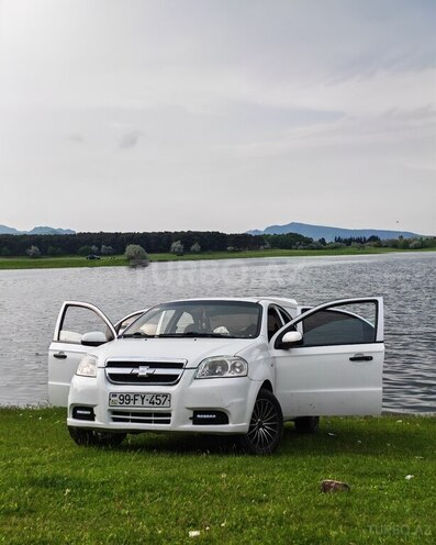 Chevrolet Aveo-1