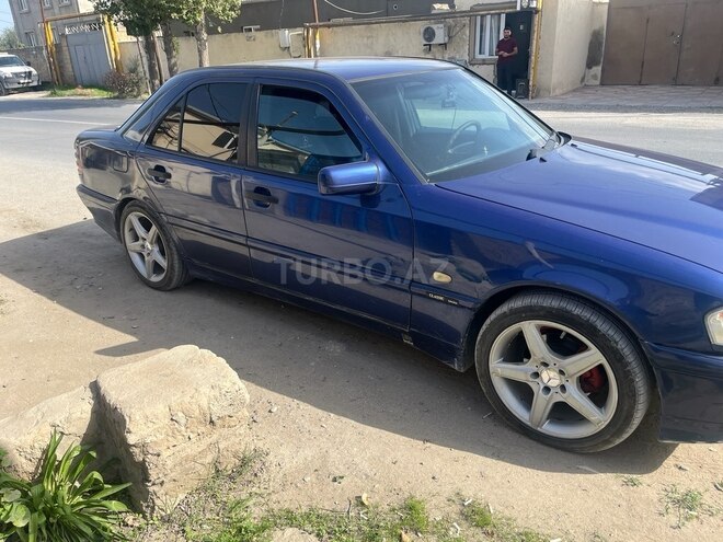 Mercedes C 200-3