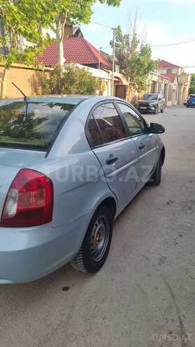 Hyundai Accent-5