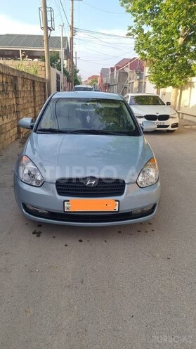 Hyundai Accent-1