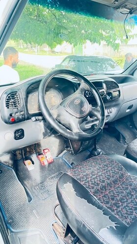 Ford Transit-3