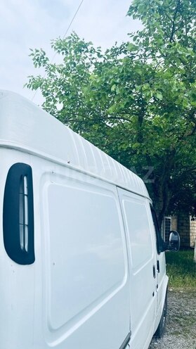 Ford Transit-7