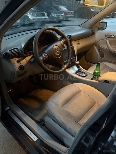 Mercedes C 230-6