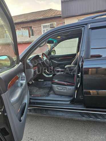 Toyota Land Cruiser Prado-13
