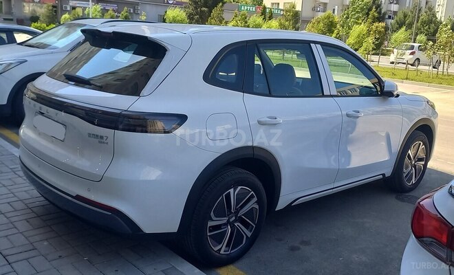 Geely Galaxy Starship 7-6