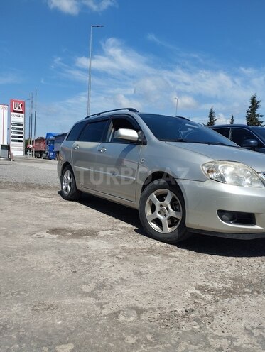 Toyota Corolla-4
