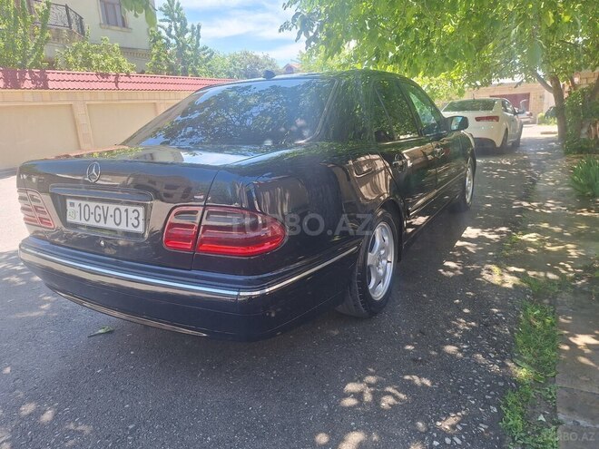 Mercedes E 270-14