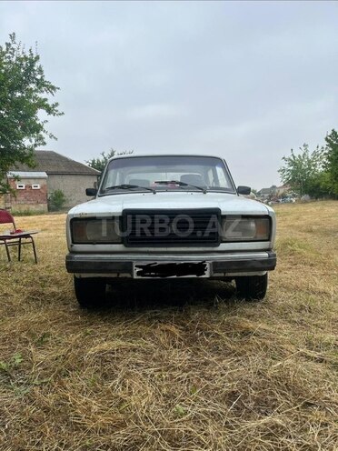 LADA (VAZ) 2107-1