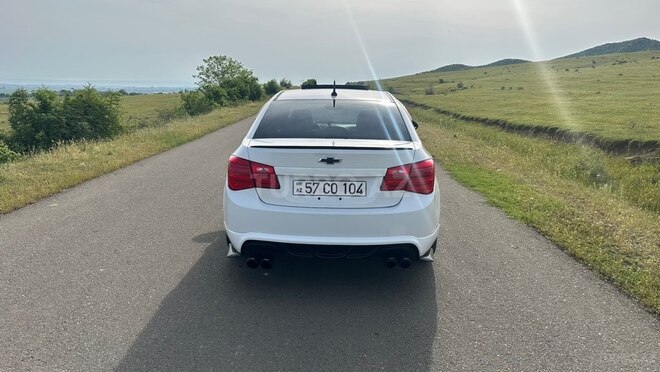 Chevrolet Cruze-2