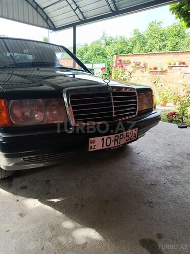 Mercedes 190-5