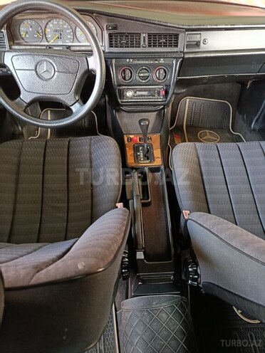 Mercedes 190-3